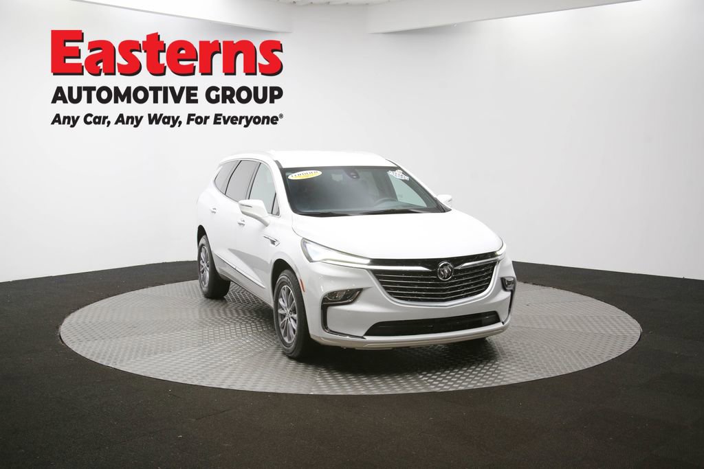 Used 2024 Buick Enclave Premium image 54