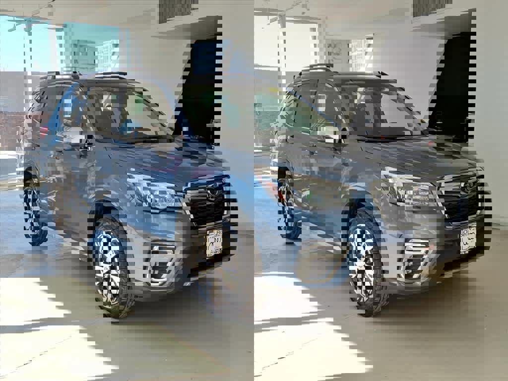 Used 2021 Subaru Forester Touring w/ Popular Package #2 image 3