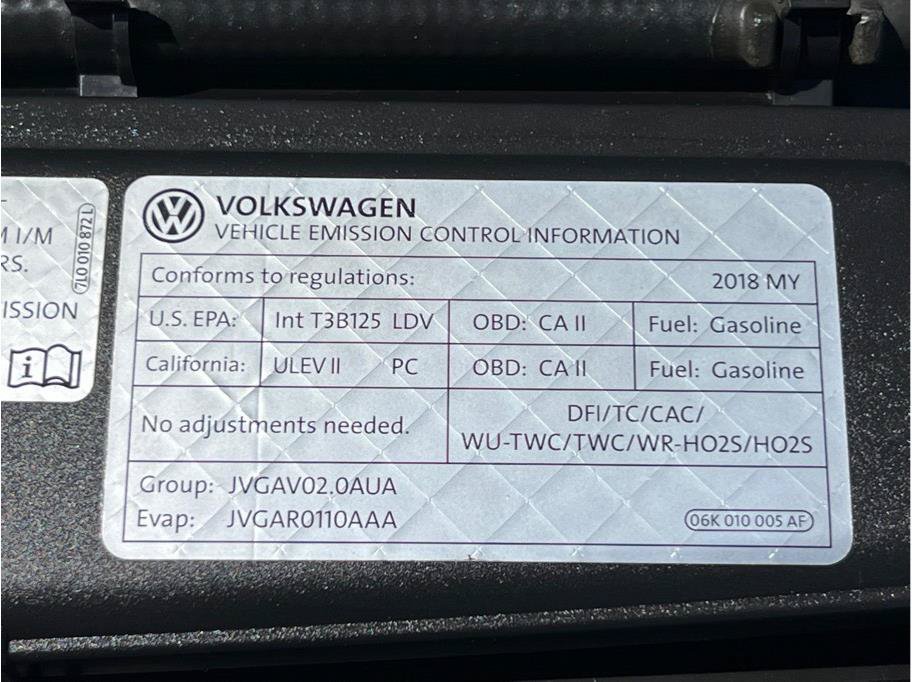 Used 2018 Volkswagen Golf R 4-Door AWD/4WD image 22