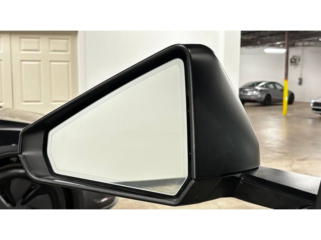 Used 2024 Tesla Cybertruck AWD Crew Cab image 35