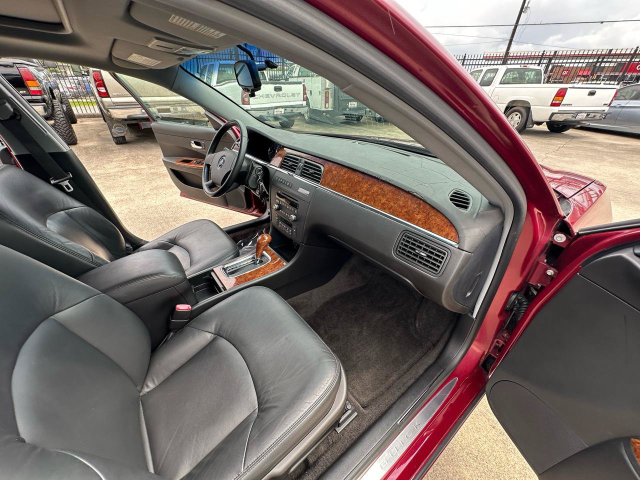 Used 2005 Buick LaCrosse CXS w/ Chrome Appearance Package FWD image 23