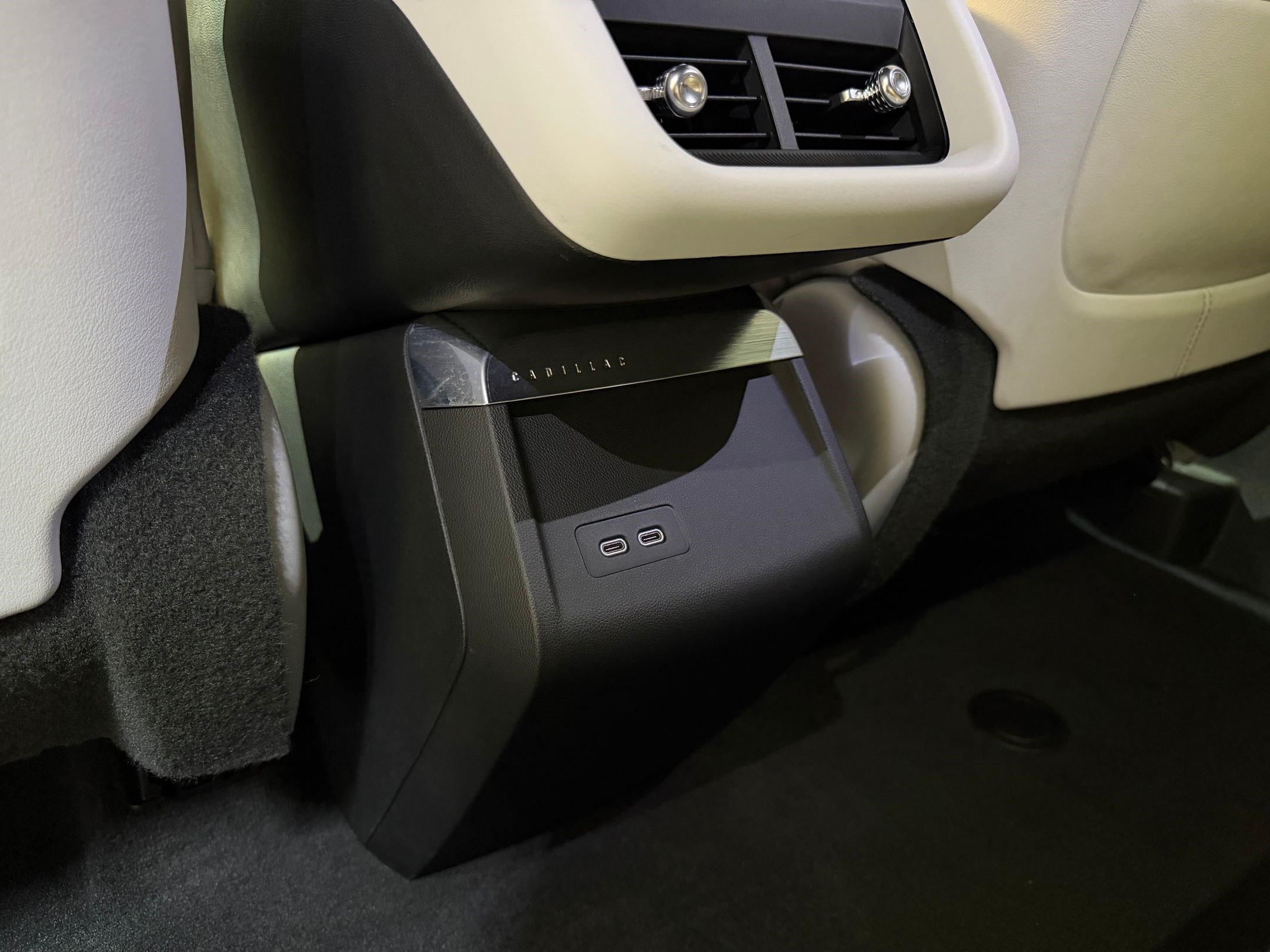 Certified 2024 Cadillac Lyriq Sport RWD image 40