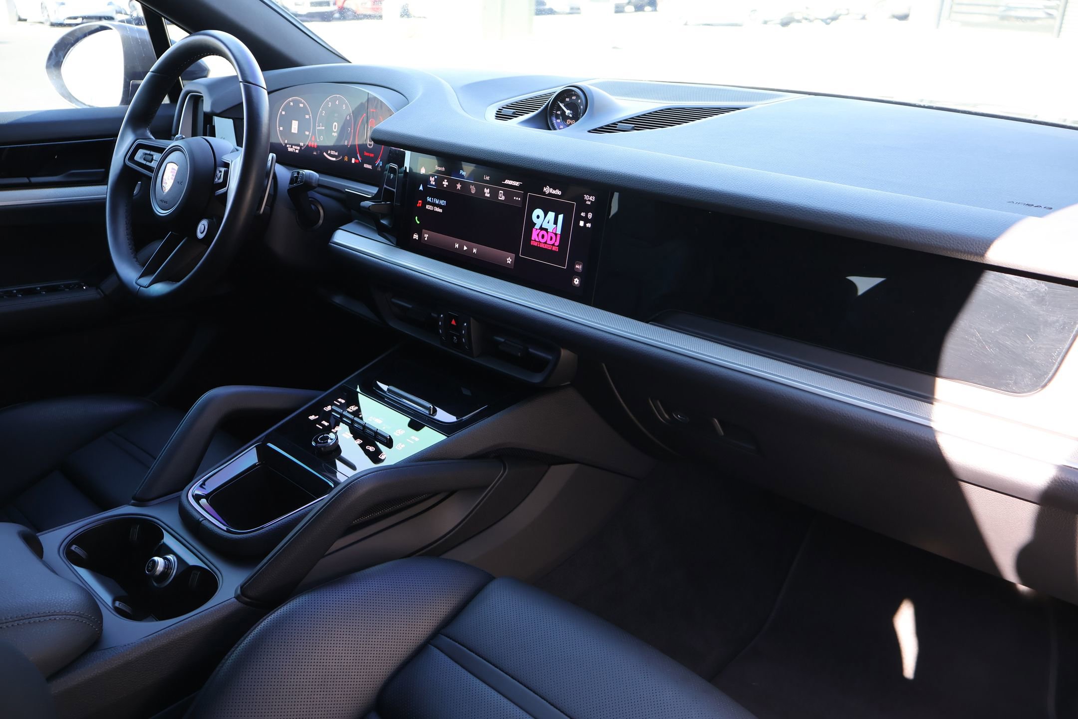 Certified 2024 Porsche Cayenne image 28