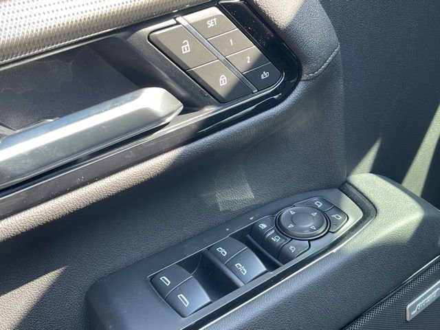 New 2026 GMC Sierra 2500 AT4 w/ AT4 Premium Plus Package image 17