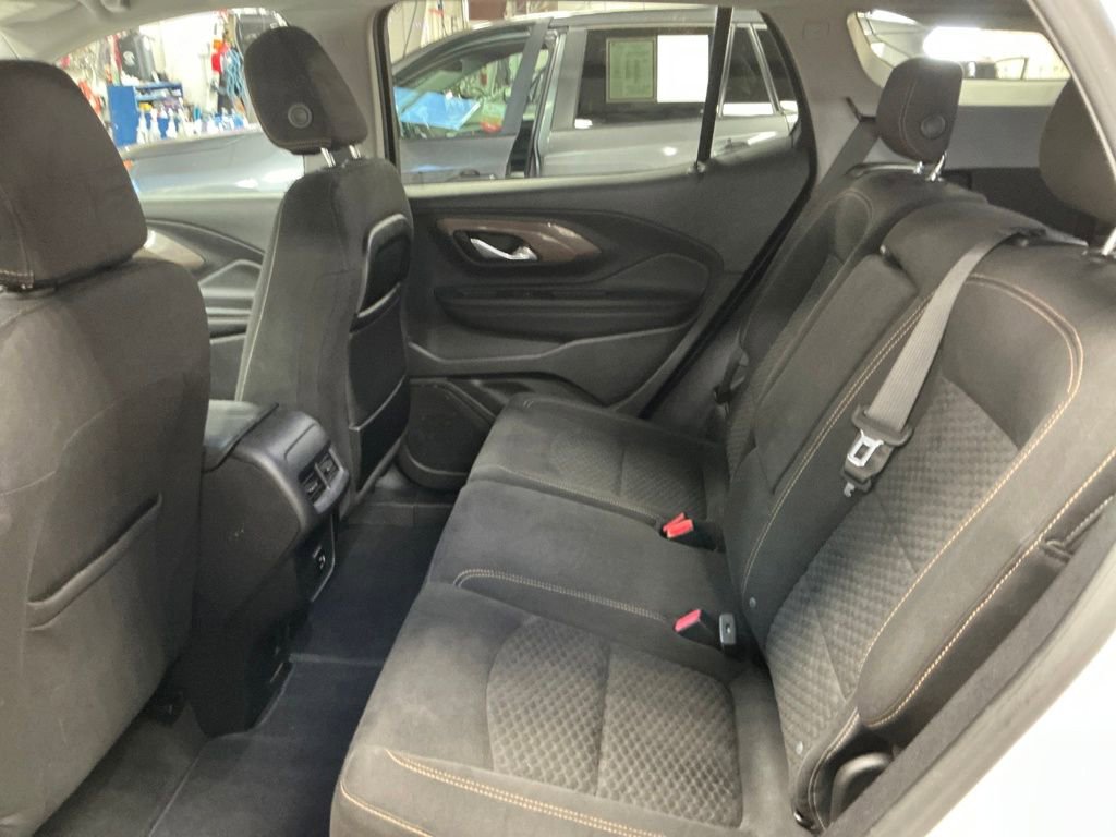 Used 2018 GMC Terrain SLE w/ Driver Convenience Package image 26
