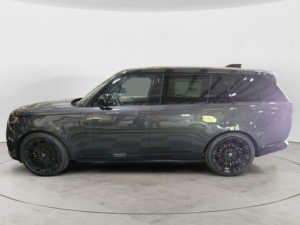 New 2025 Land Rover Range Rover Long Wheelbase SE image 2