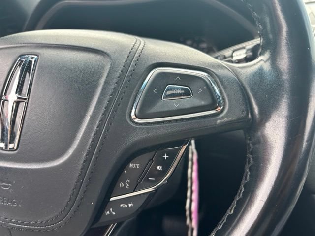Used 2017 Lincoln MKZ Reserve FWD image 20