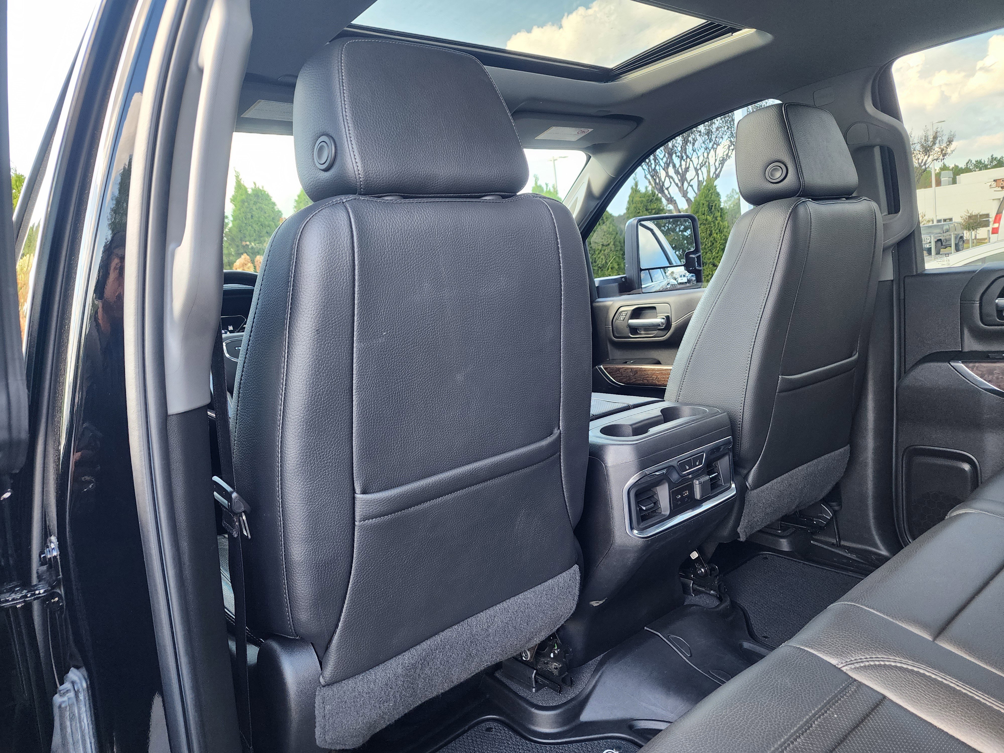 Used 2022 GMC Sierra 3500 Denali image 16