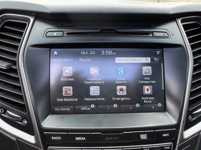 Used 2018 Hyundai Santa Fe Limited w/ Cargo Package image 61