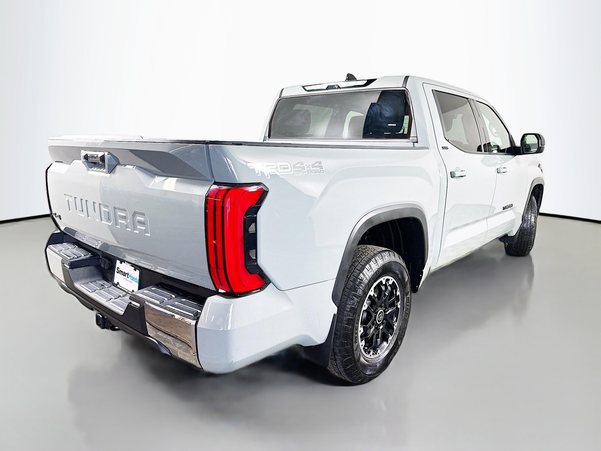 Used 2023 Toyota Tundra SR5 w/ TRD Off-Road Package image 7