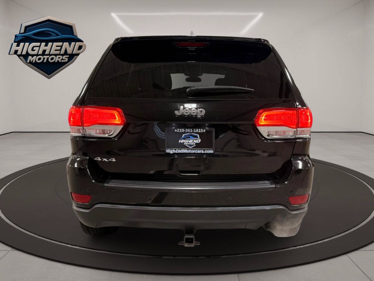 Used 2019 Jeep Grand Cherokee Laredo AWD/4WD image 6