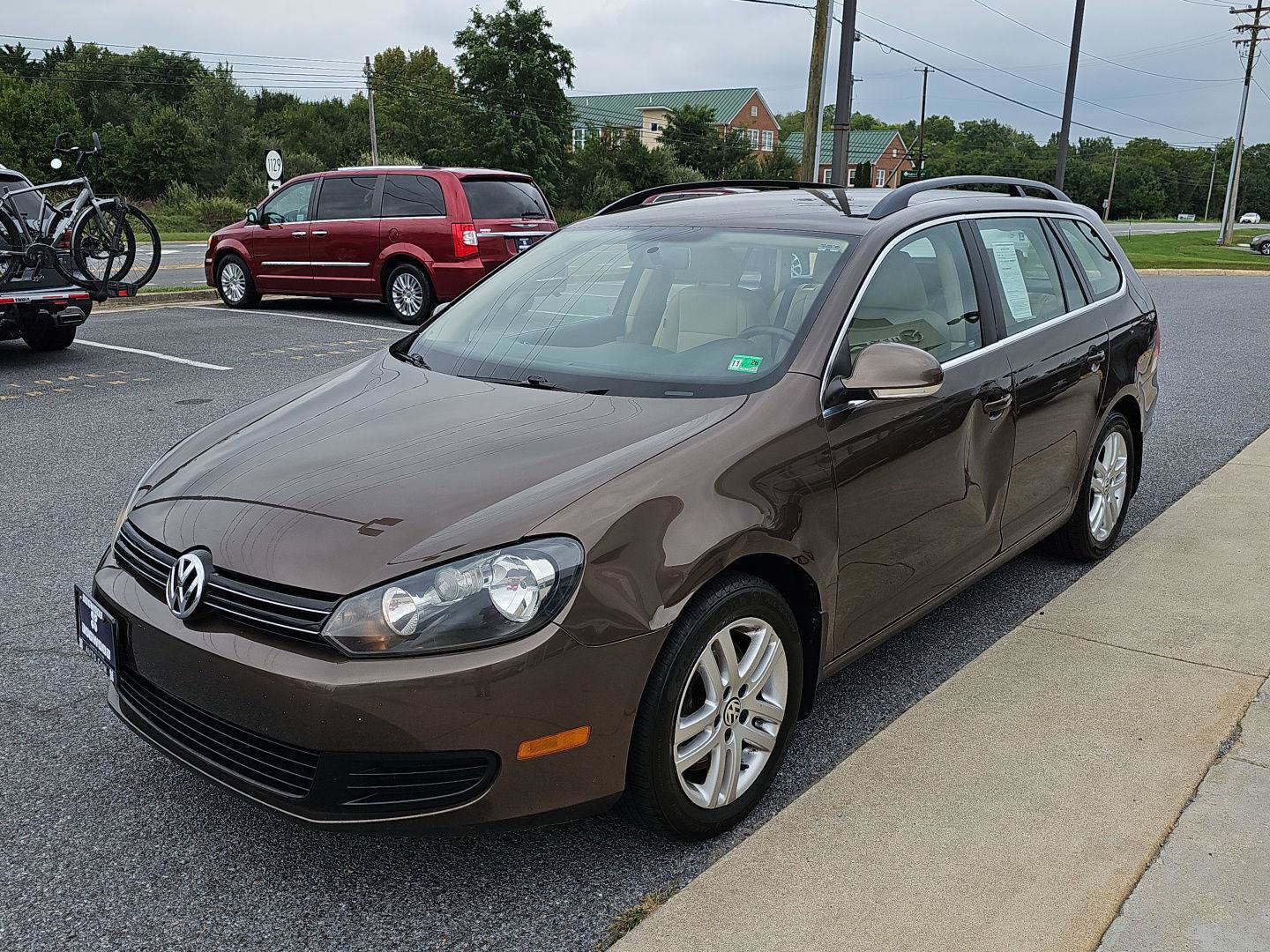 Used 2011 Volkswagen Jetta TDI FWD image 3