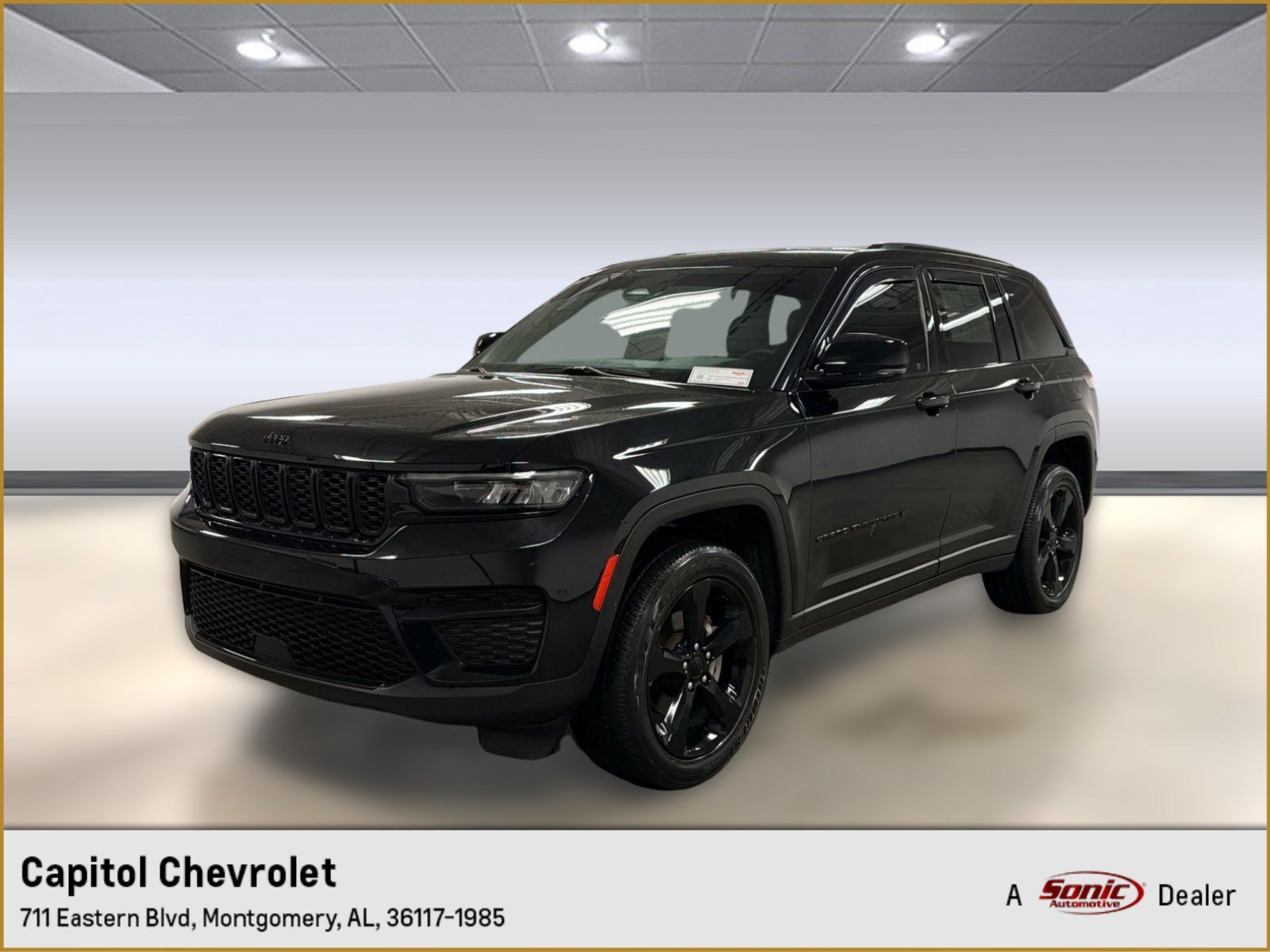 Used 2023 Jeep Grand Cherokee Altitude