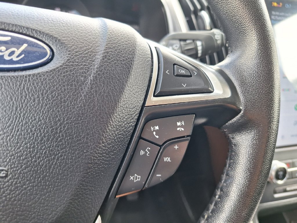 Used 2024 Ford Edge SEL AWD/4WD image 18
