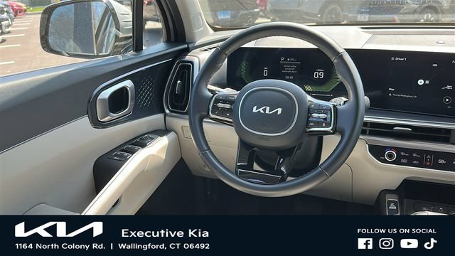 Certified 2025 Kia Sorento S AWD/4WD image 23