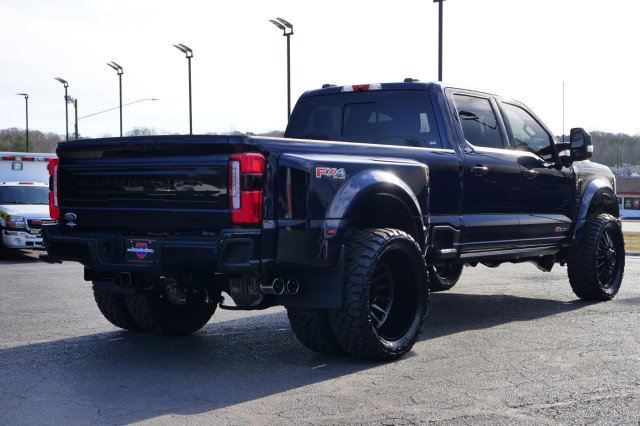 Used 2025 Ford F450 Platinum w/ FX4 Off-Road Package image 9