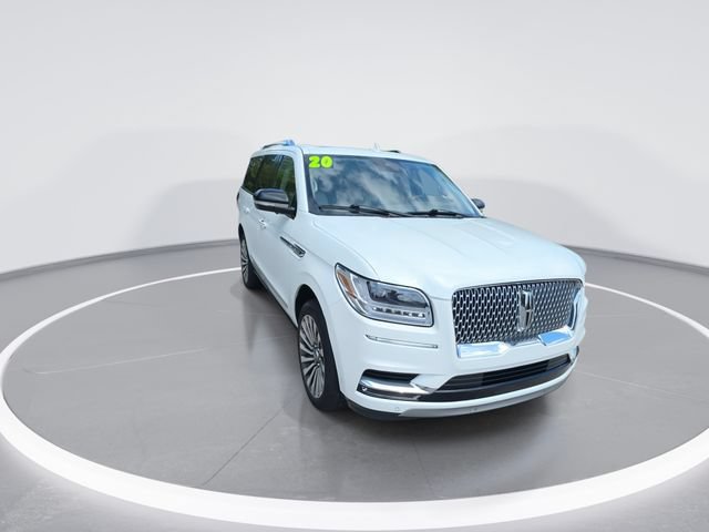 Used 2020 Lincoln Navigator Reserve w/ Luxury Package AWD/4WD image 2