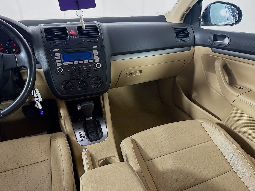 Used 2008 Volkswagen Jetta SEL image 25