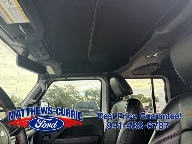 Used 2022 Jeep Gladiator Mojave w/ Trailer Tow Package AWD/4WD image 11
