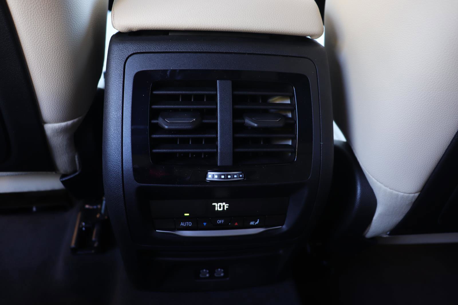 New 2025 BMW X4 xDrive30i w/ Premium Package image 22