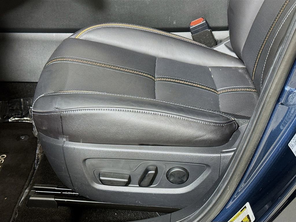 Certified 2025 MAZDA CX-50 2.5 Hybrid w/ Premium Plus Pkg image 18