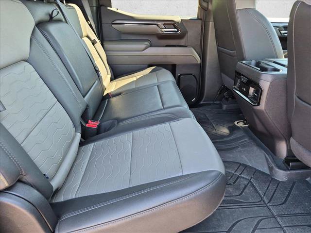 Used 2024 Chevrolet Silverado 1500 ZR2 w/ Technology Package AWD/4WD image 19