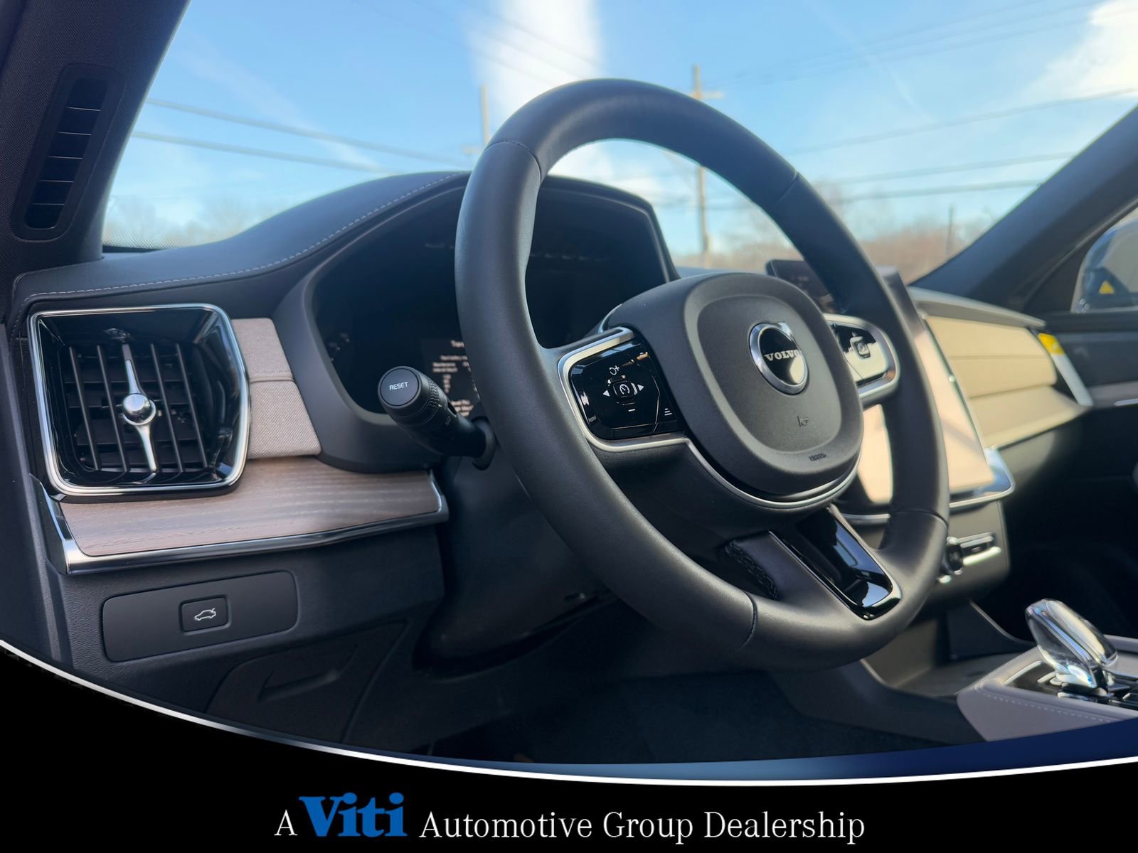 Used 2026 Volvo XC90 B6 Plus w/ Protection Package Premier image 12