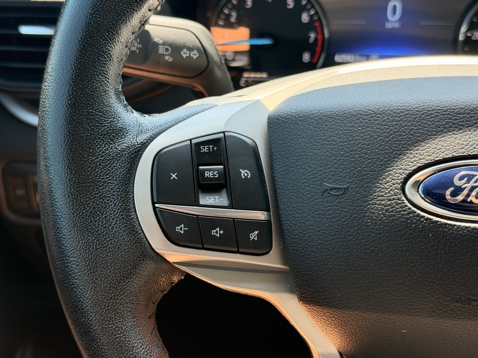 Used 2021 Ford Explorer XLT RWD image 19
