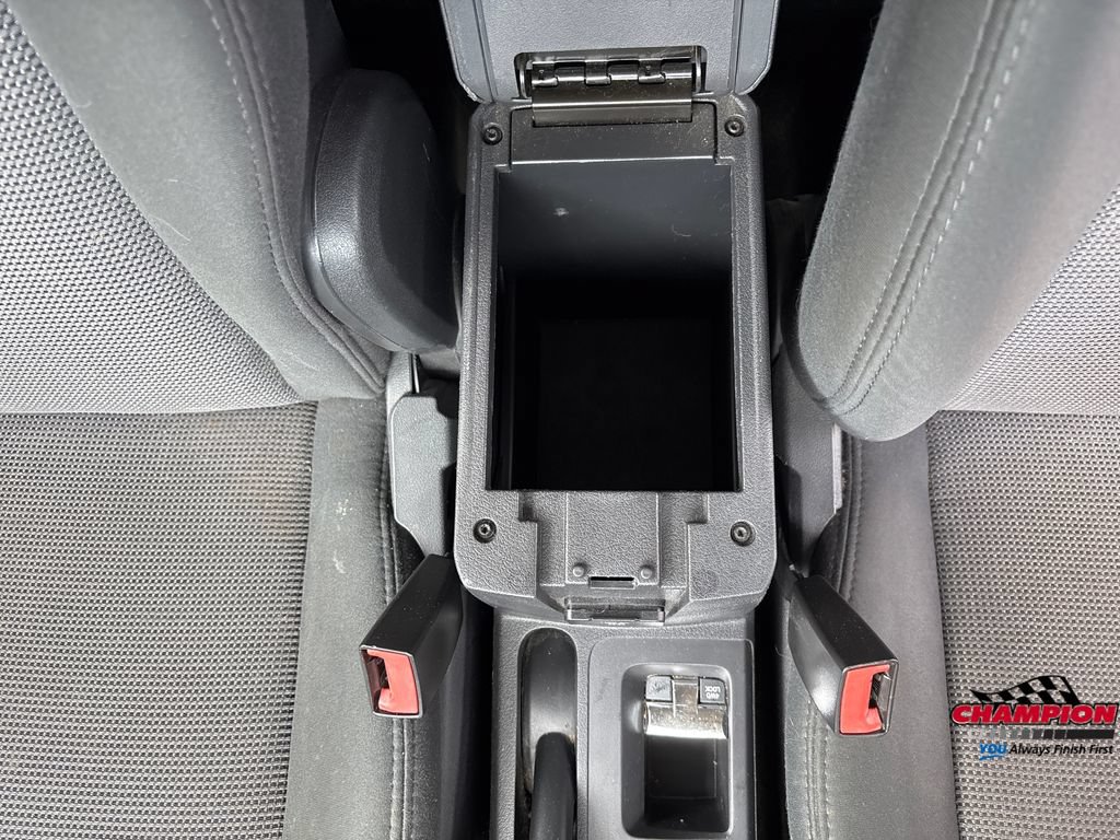 Used 2012 Jeep Patriot Latitude w/ Sun/Sound Group AWD/4WD image 19