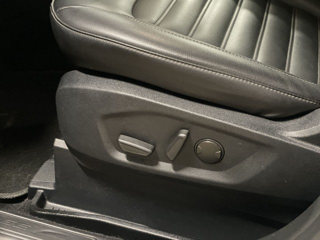 Used 2021 Ford Edge SEL AWD/4WD image 14