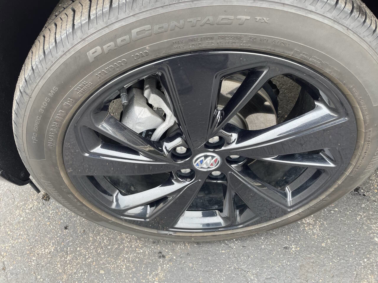 Used 2023 Buick Envision Preferred image 11