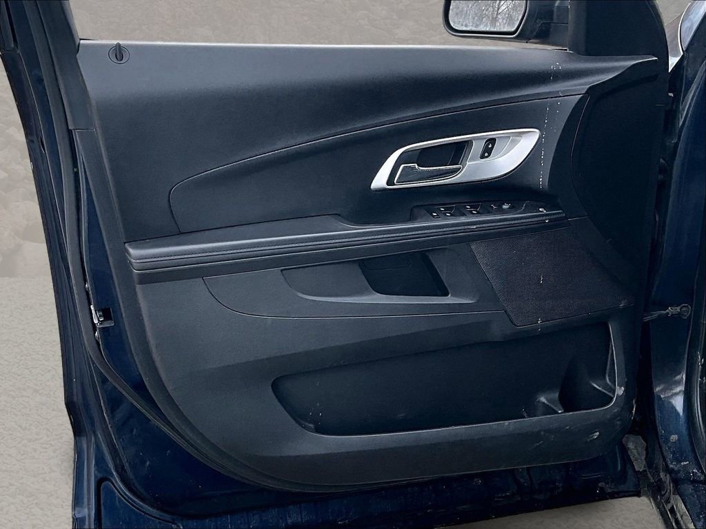 Used 2015 Chevrolet Equinox LS image 16