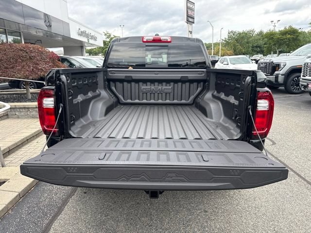 New 2026 GMC Canyon Denali w/ LPO, Denali Black Edition AWD/4WD image 25