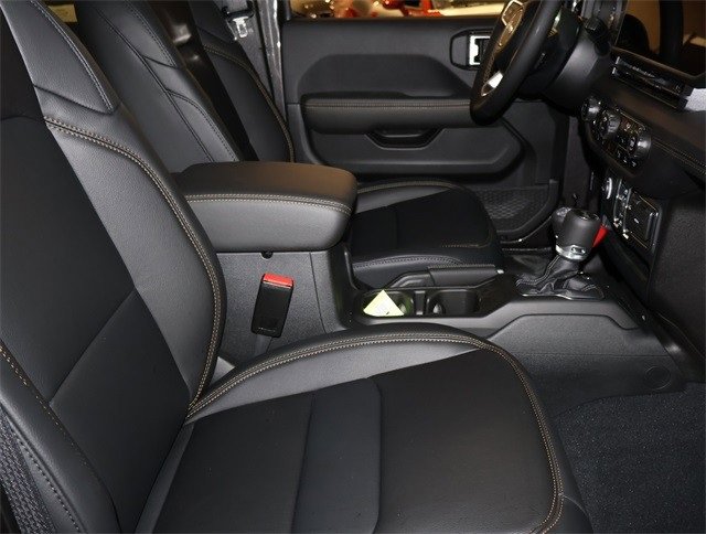 New 2025 Jeep Wrangler Sahara w/ Safety Group image 22