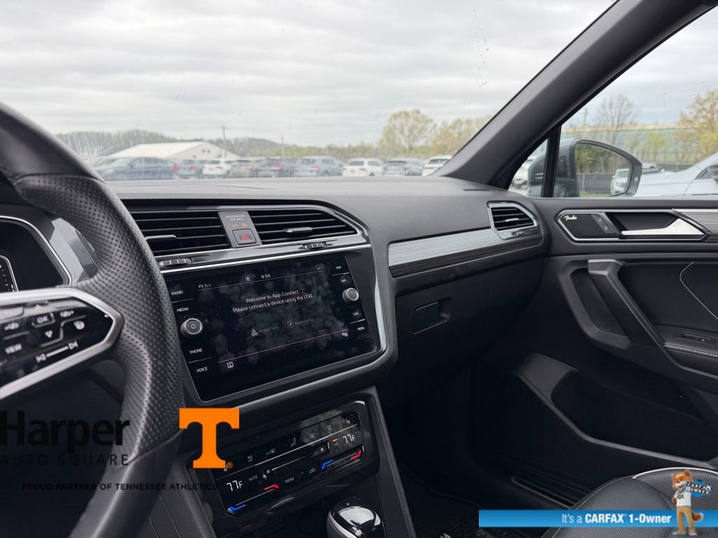 Used 2024 Volkswagen Tiguan SEL R-Line image 17
