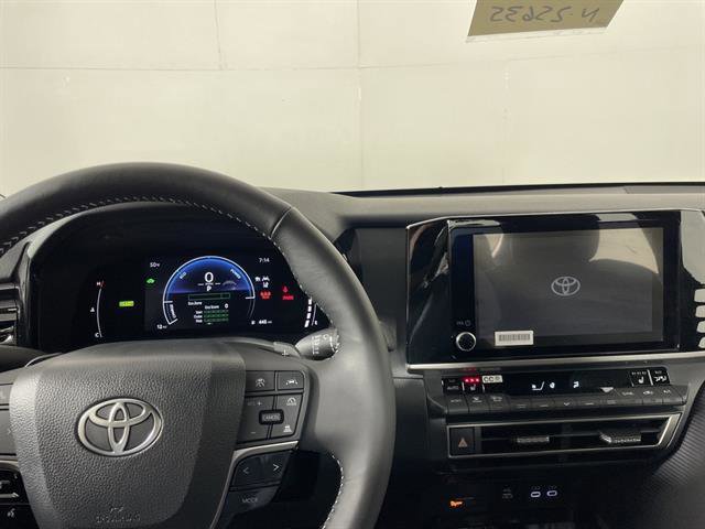 New 2026 Toyota Camry SE w/ Convenience Package image 16
