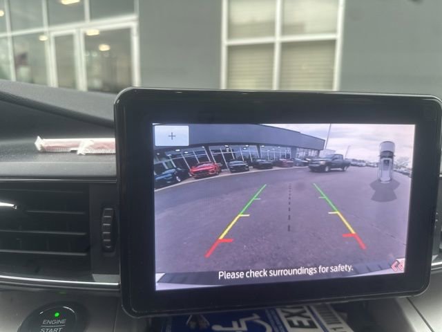 Used 2021 Ford Explorer XLT w/ Equipment Group 202A image 24