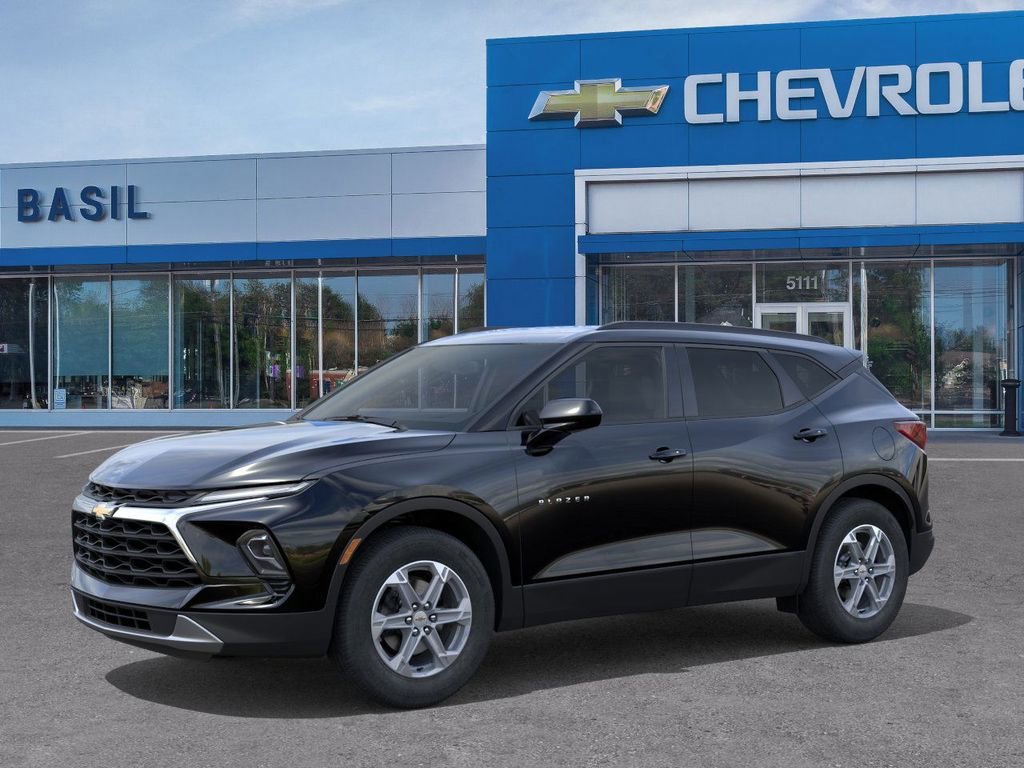 New 2026 Chevrolet Blazer LT w/ Convenience Package AWD/4WD image 2