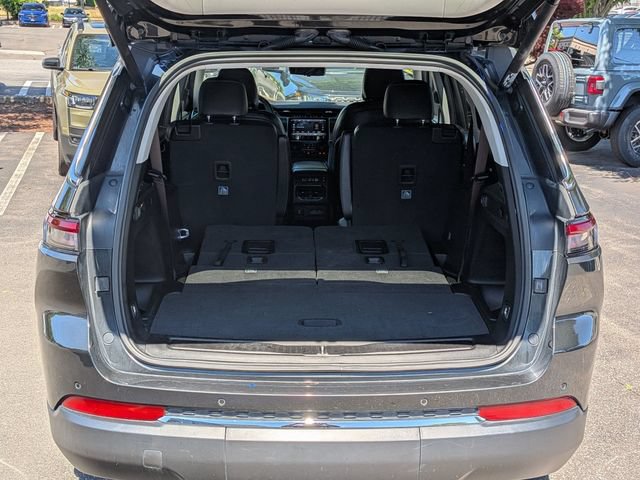 Certified 2023 Jeep Grand Cherokee L Limited w/ Luxury Tech Group II AWD/4WD image 32