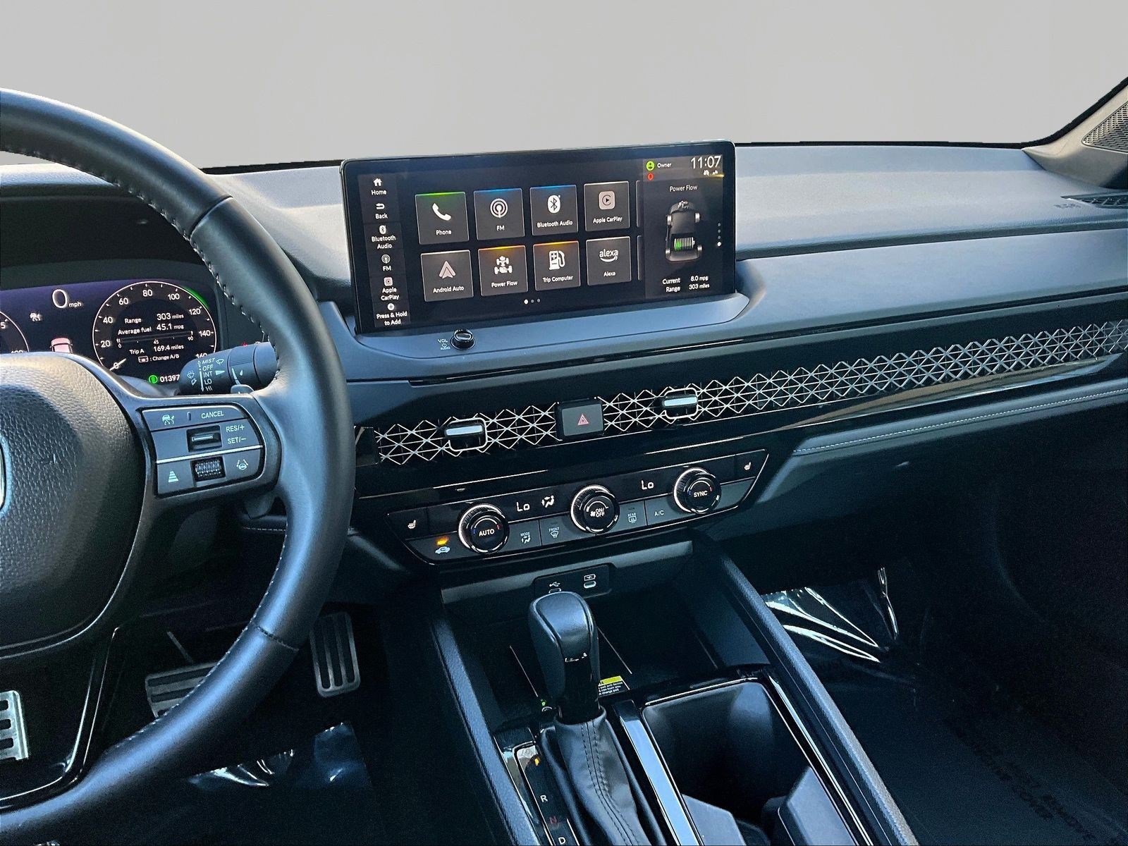 Used 2025 Honda Accord Sport image 9