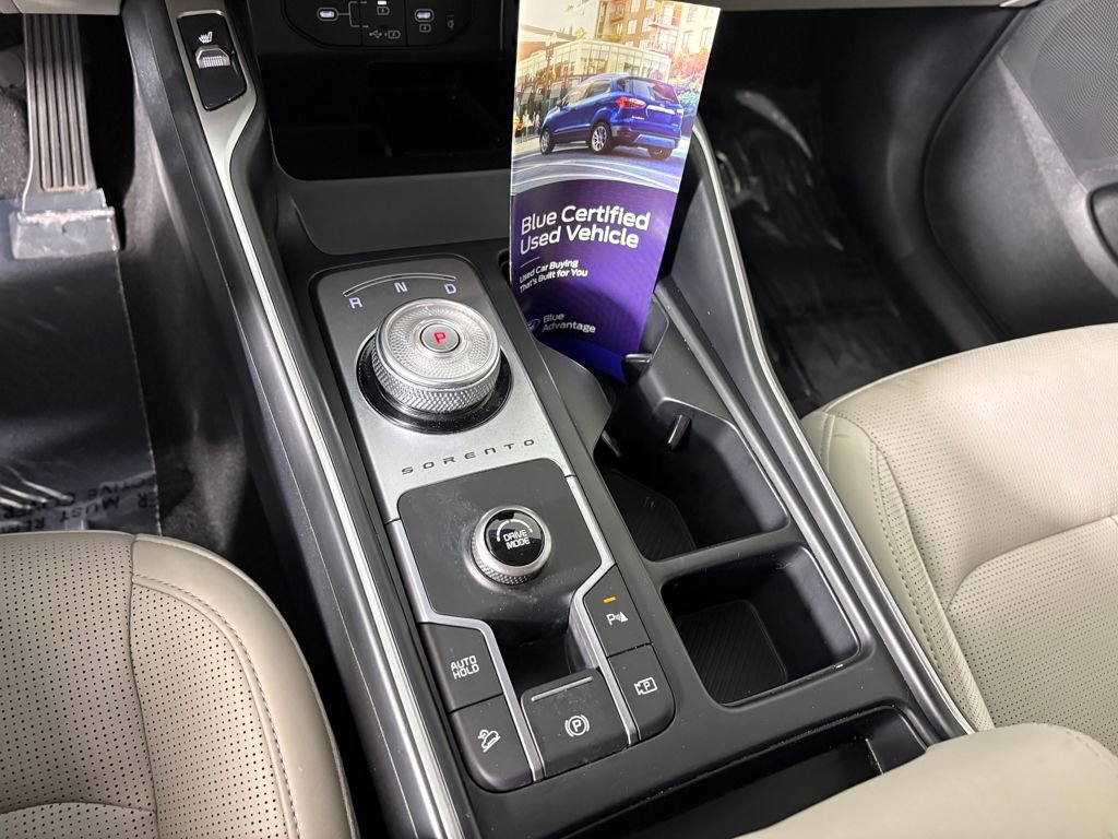 Used 2025 Kia Sorento EX image 22