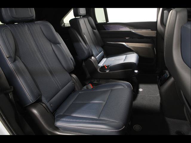 New 2026 Cadillac Escalade IQ Sport 2 w/ LPO, Floor Liner Package AWD/4WD image 21