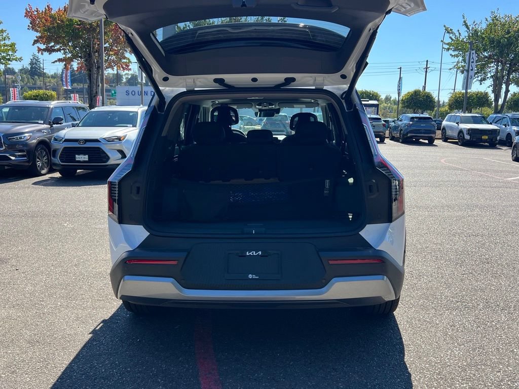Certified 2026 Kia EV9 Wind AWD/4WD image 12