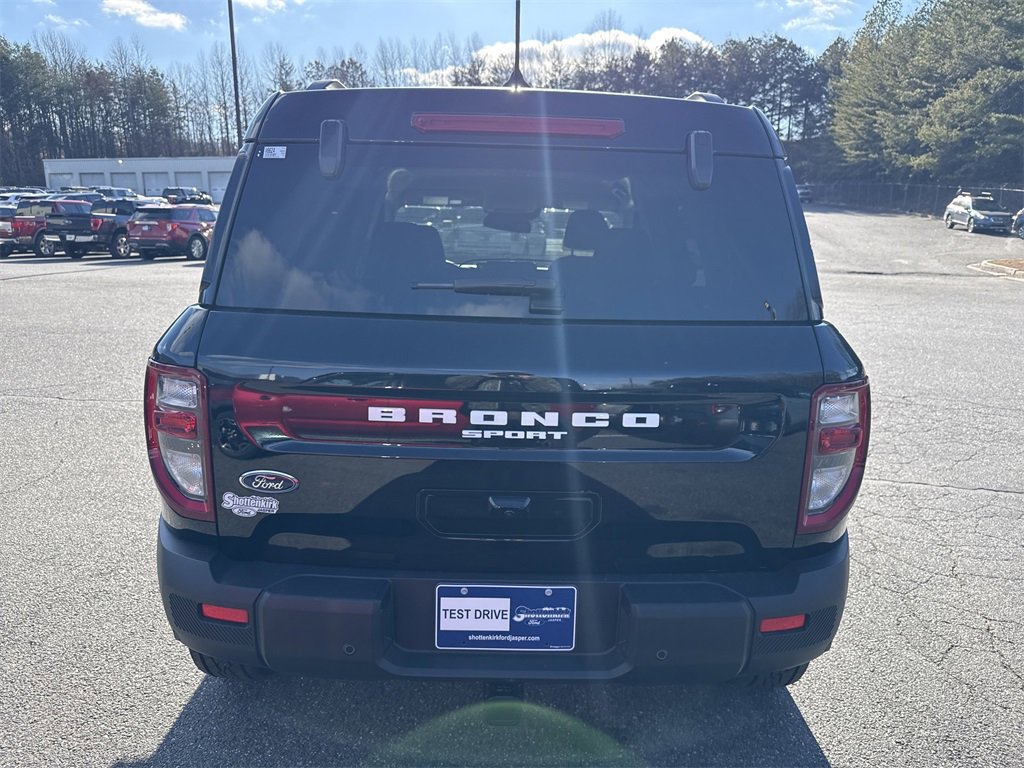 Used 2025 Ford Bronco Sport Badlands image 6