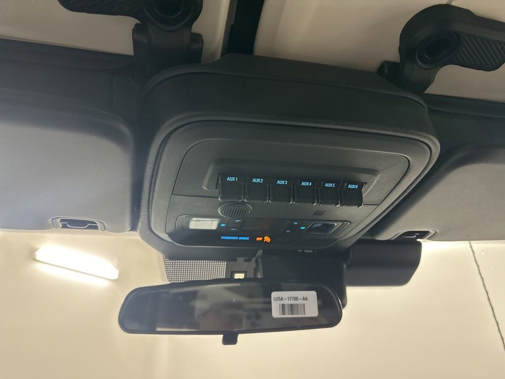 New 2025 Ford Bronco Badlands w/ Sasquatch Package AWD/4WD image 40