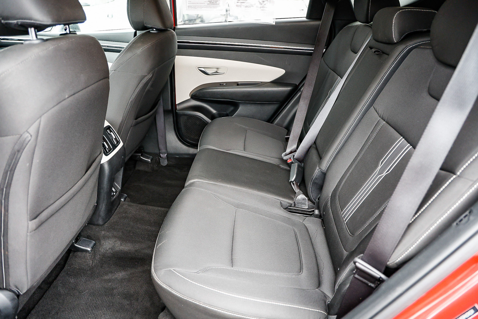 Used 2023 Hyundai Tucson SEL w/ Cargo Package AWD/4WD image 12