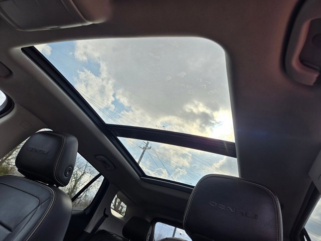 Used 2019 GMC Terrain Denali image 16