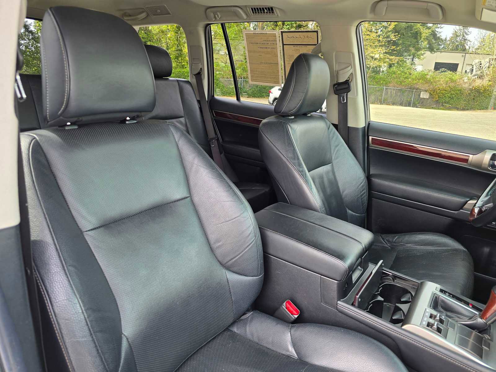 Used 2015 Lexus GX 460 w/ Premium Package AWD/4WD image 11