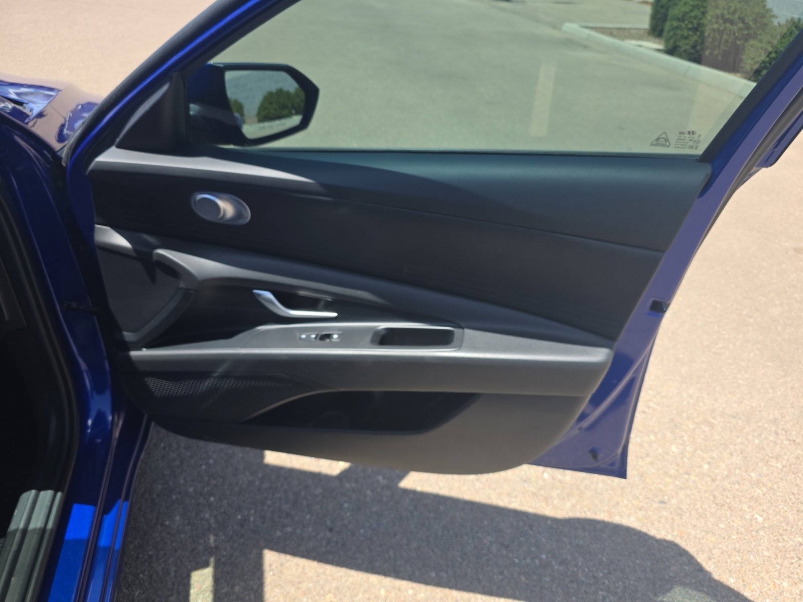 Used 2024 Hyundai Elantra SEL FWD image 16