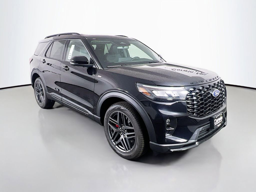 New 2025 Ford Explorer ST-Line w/ Premium Package